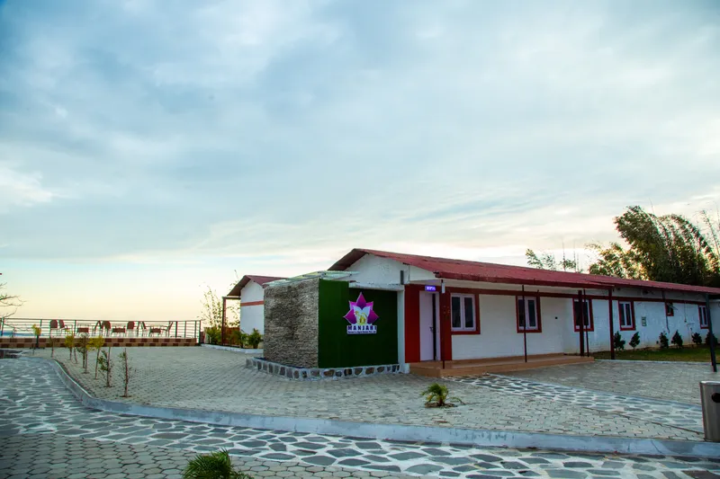 Manjari Resort — front view 2