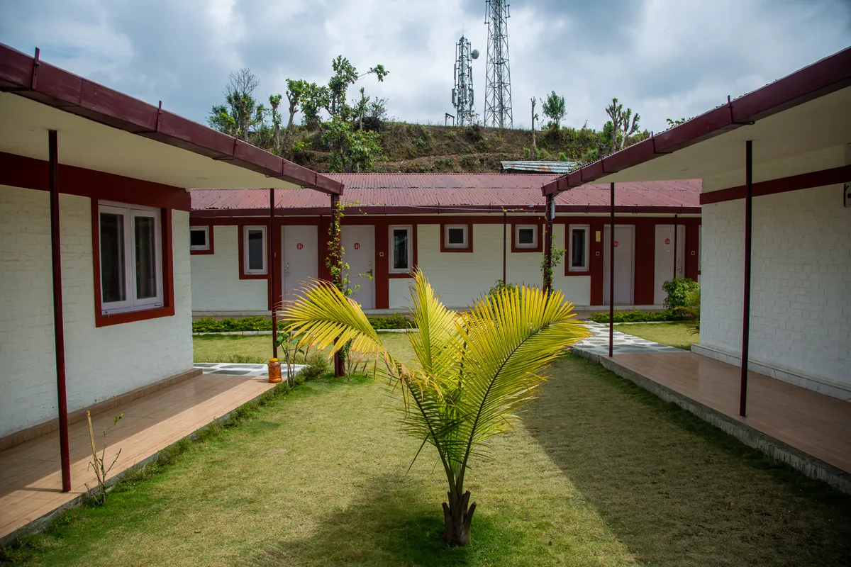 Landscaped guest-room courtyard at the Sindhuli property